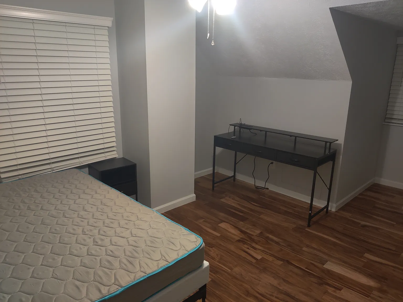 4 bed, 1493 sqft, $700 — Photo 2