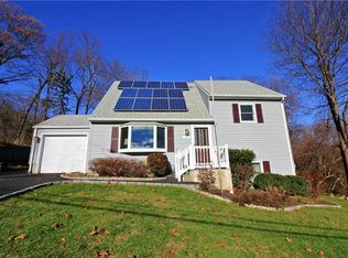 1396 Arch Dr, Mohegan Lake, NY 10547