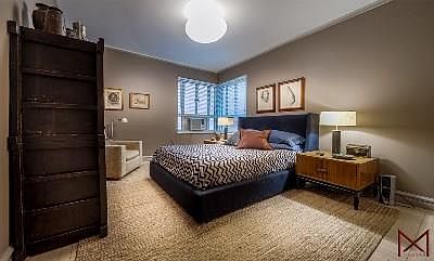 4th image of 171 7th Ave #2J