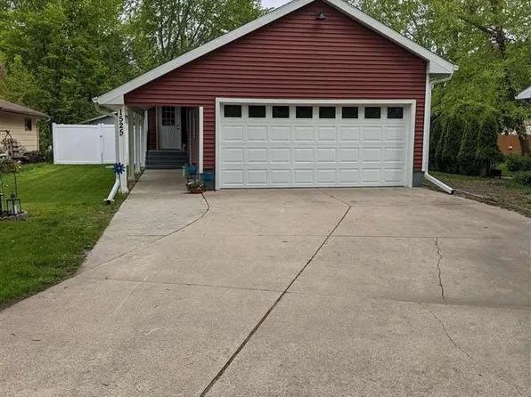 1525 Oakwood Ave, New Ulm, MN 56073