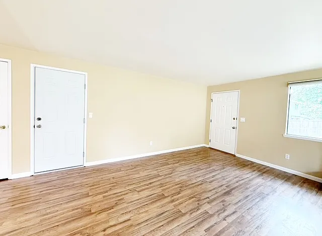 2707 SE Sedgwick Rd #1 — Photo 5