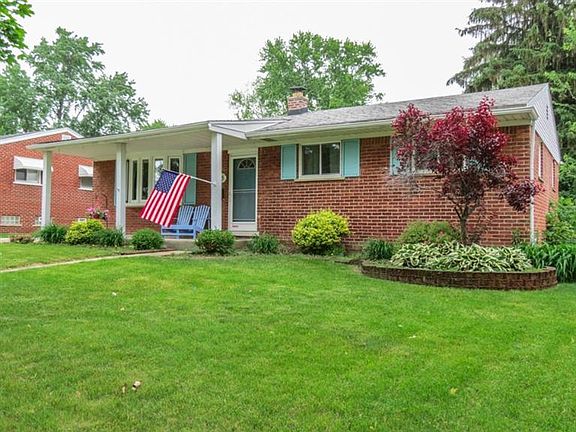 2nd image of 1155 Georgina Dr