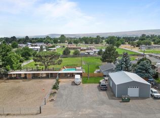 14907 S Locust Ln, Kennewick, WA 99337