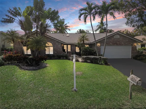 8774 NW 50th Drive, Coral Springs, FL 33067