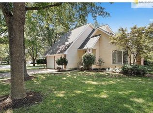 14730 S Locust St, Olathe, KS 66062