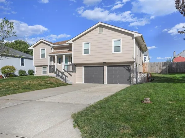 16205 Kevin Ln, Belton, MO 64012