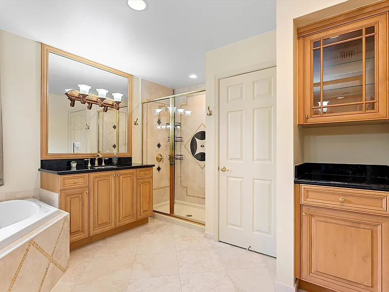 8882 Hidden Acres Dr — Photo 31