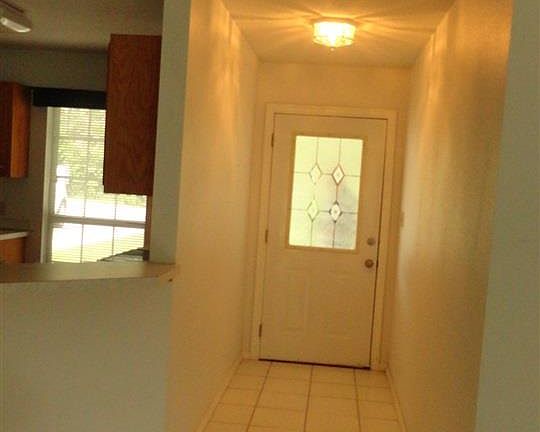 4th image of 1500 N 77th Ave