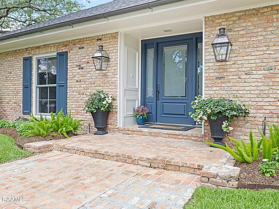 4th image of 202 Stonehenge Rd
