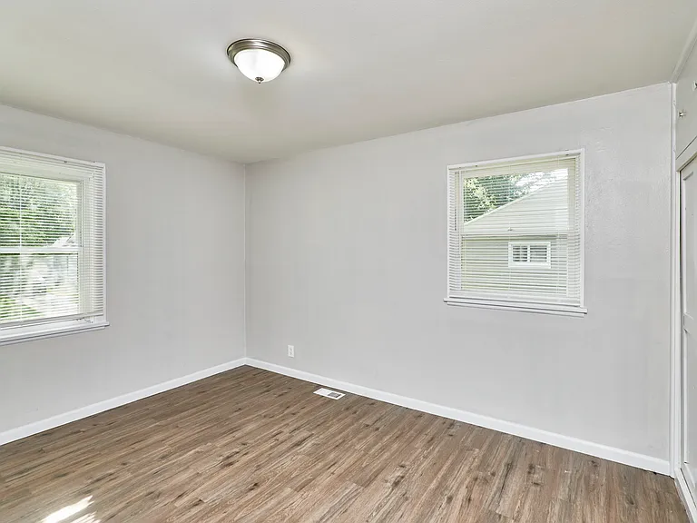 1658 Kappel Dr — Photo 22