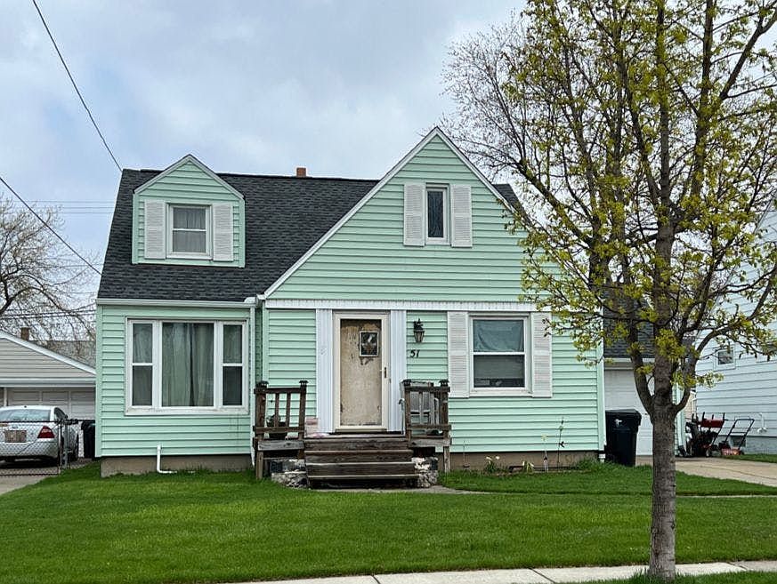 1st image of 51 Sunnydale Dr