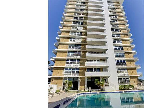 4th image of 888 Intracoastal Dr APT 6A