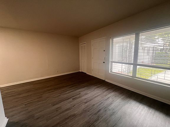 5th image of 218 Antiquera Ave APT 7