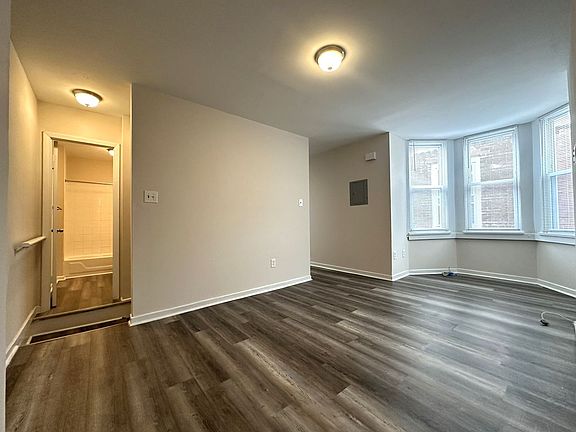 5th image of 3037 Frankford Ave Floor 2