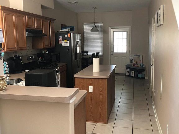 3rd image of 13247 Southpoint Ln