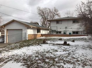 504 1/2 Richards Ave, Gillette, WY 82716