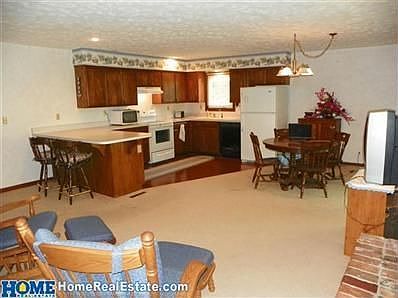 5th image of 5031 S 30th St