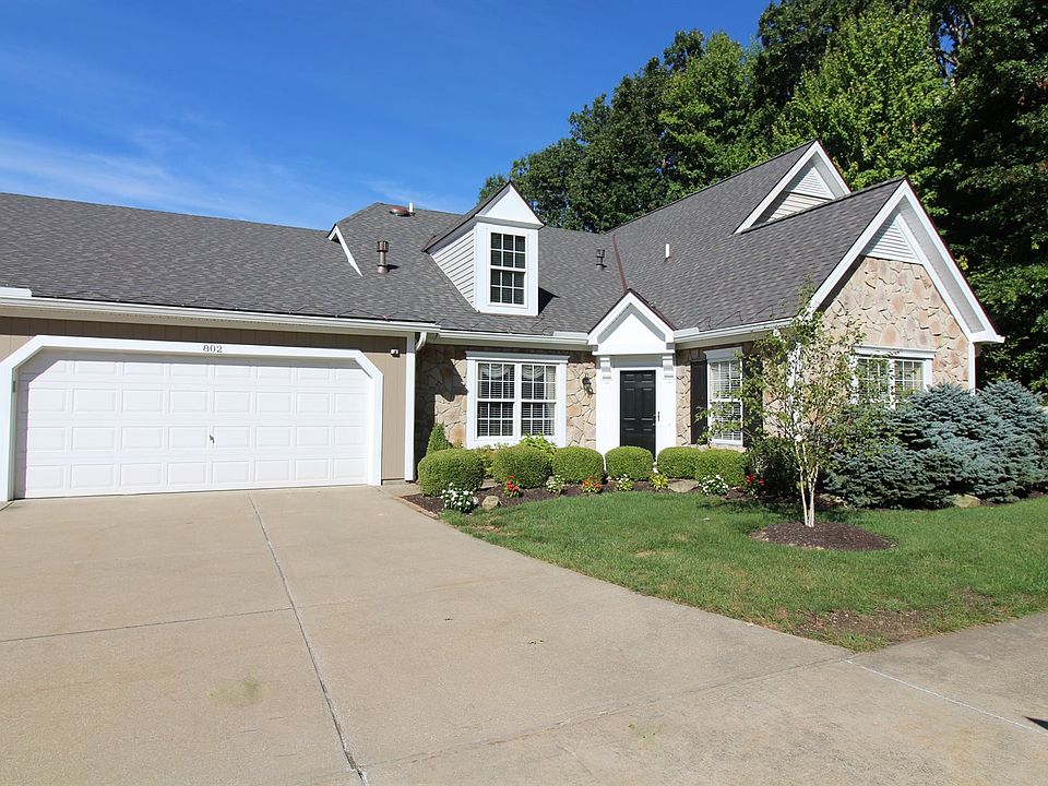2nd image of 802 Cutler Ln