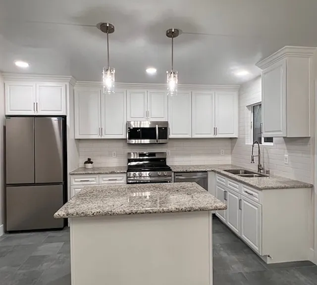 3611 Logan Ave — Photo 3