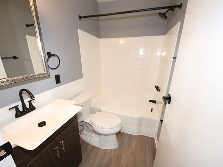 19 E Centre St #5 — Photo 12