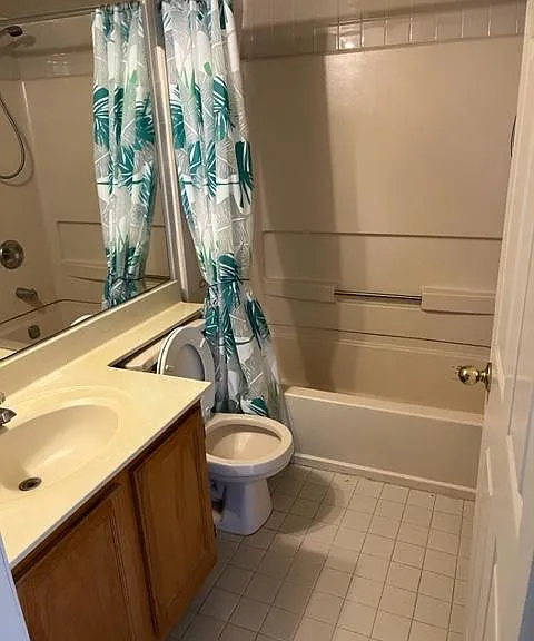 321 Waterford Dr #321 — Photo 3