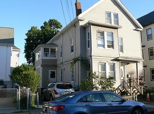 2nd image of 14 Willow St