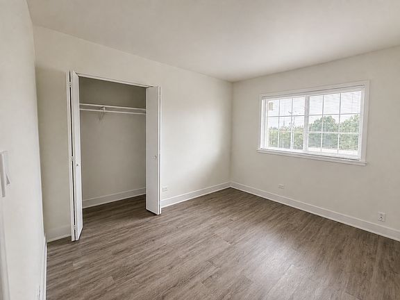 5th image of 11035 S Keating Ave APT 2SE