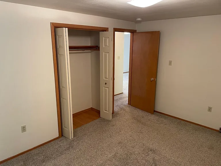 203 W Marion St — Photo 6