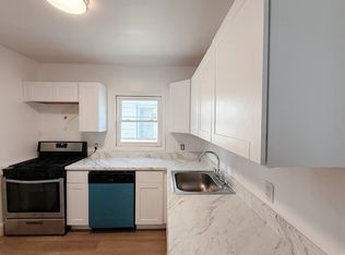 203 Feronia Way FLOOR 2, Rutherford, NJ 07070