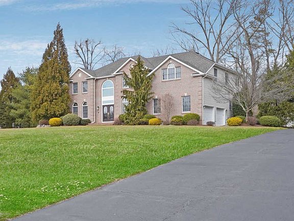 2nd image of 59 Overlook Dr