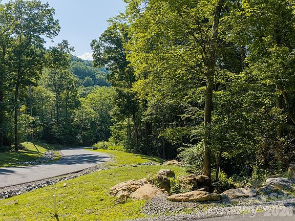 4th image of 1230 Arborcrest Way