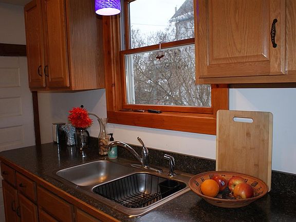 3rd image of 1821 Fitch Ave