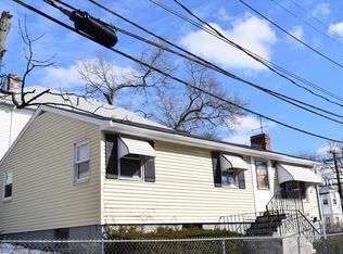 5 Mariposa St, Hyde Park, MA 02136