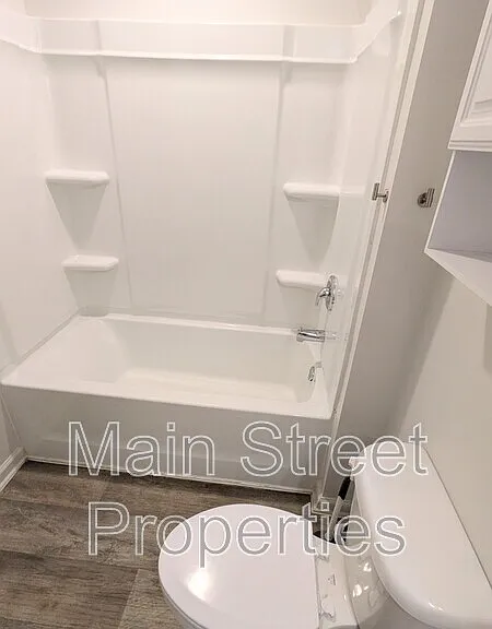 10557 Queens Gate Cir — Photo 8