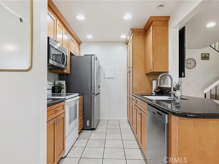 8155 Woodland Dr — Photo 10