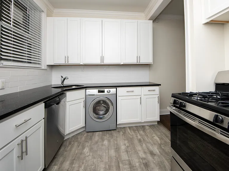 1132 Maple Ave #22 — Photo 1