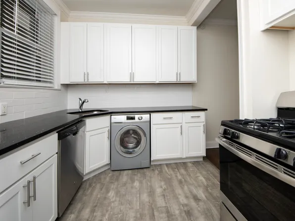 1132 Maple Ave #22, Evanston, IL 60202