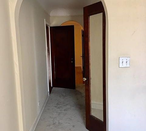 4th image of 4824 Elm St APT 2