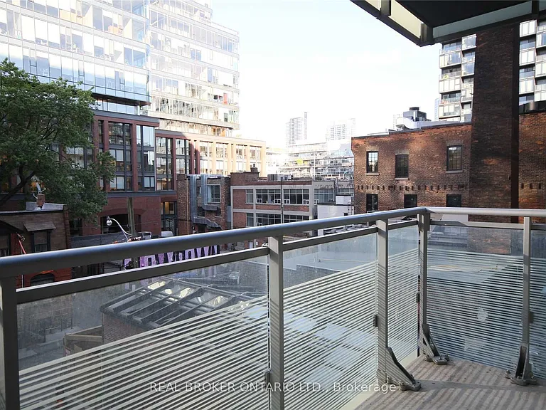 525 Adelaide St W #325 — Photo 16