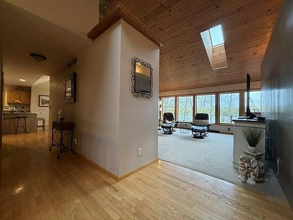 3rd image of 1493 BAYSHORE DRIVE