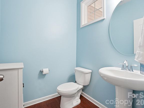 5th image of 2748 Sawbridge Ln