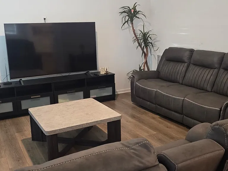 2585 Lamar Dr — Photo 7