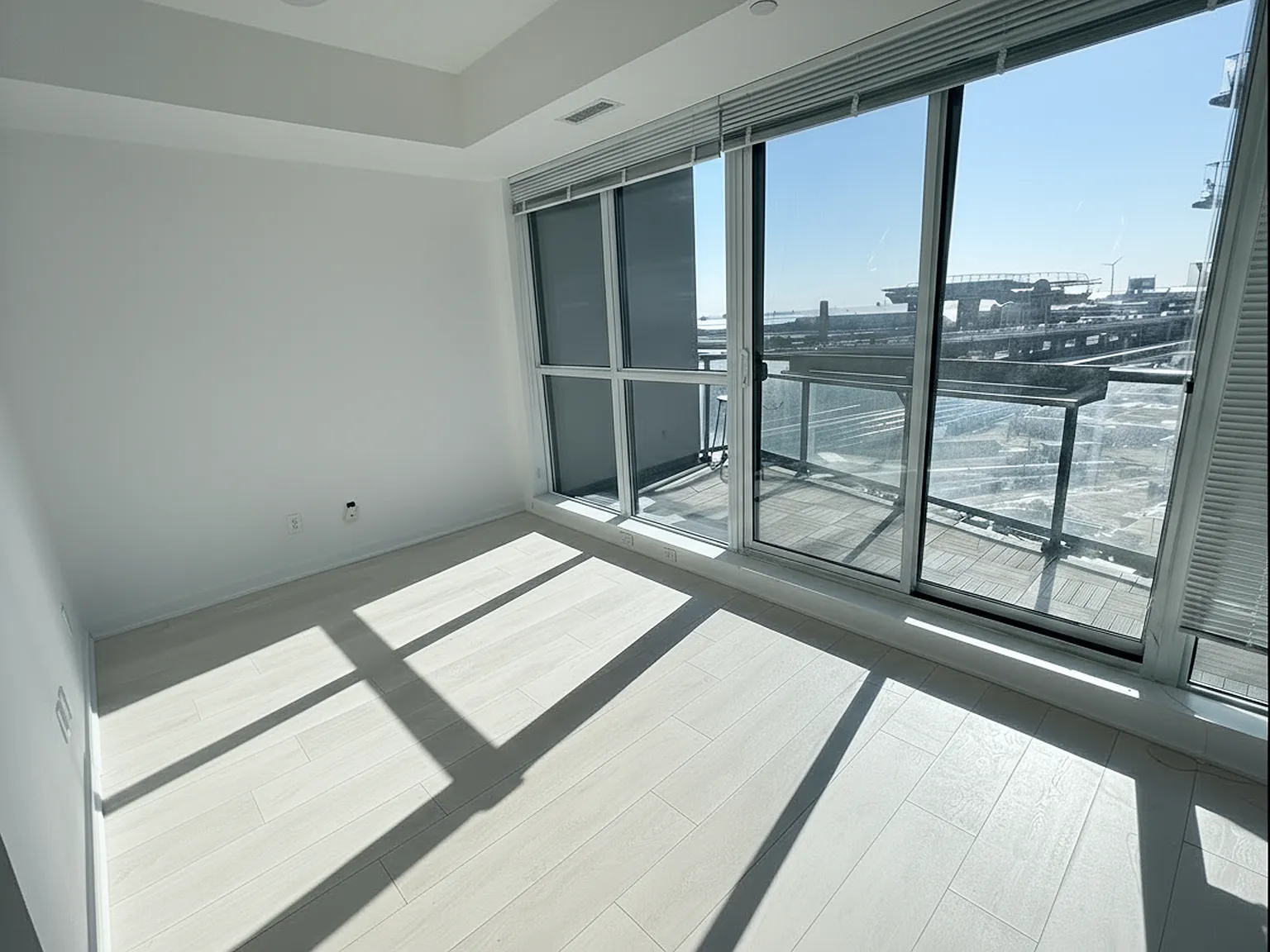 51 E Liberty St #615 photo 1