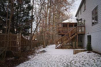 3rd image of 6537 Rockland Dr