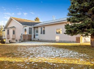 604 W Riverside Dr NW, High River, AB T1V1S8