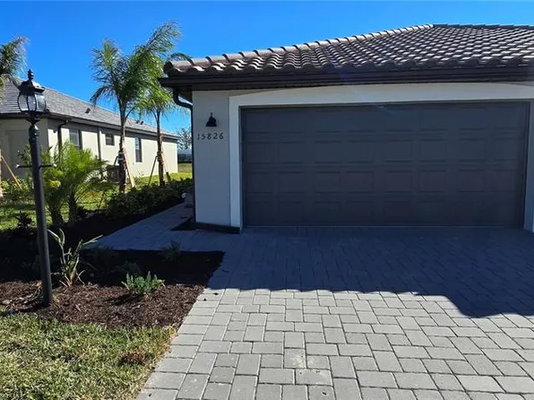 15810 Sunny Day Dr, Bradenton, FL 34211