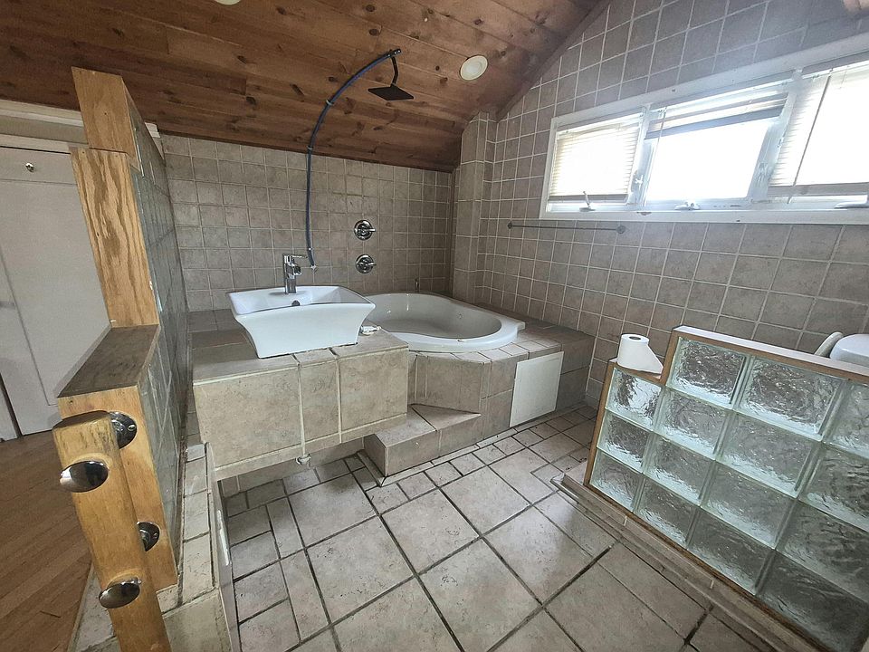 12061 Wade St, photo 16