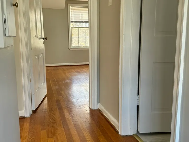 736 Chelsea Ave — Photo 16