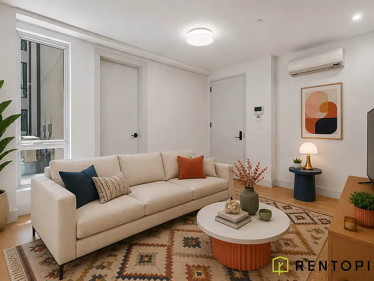 319 Lenox Rd #3E — Photo 1
