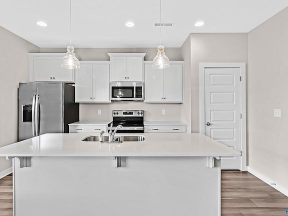 4th image of 234 John Harold Dr